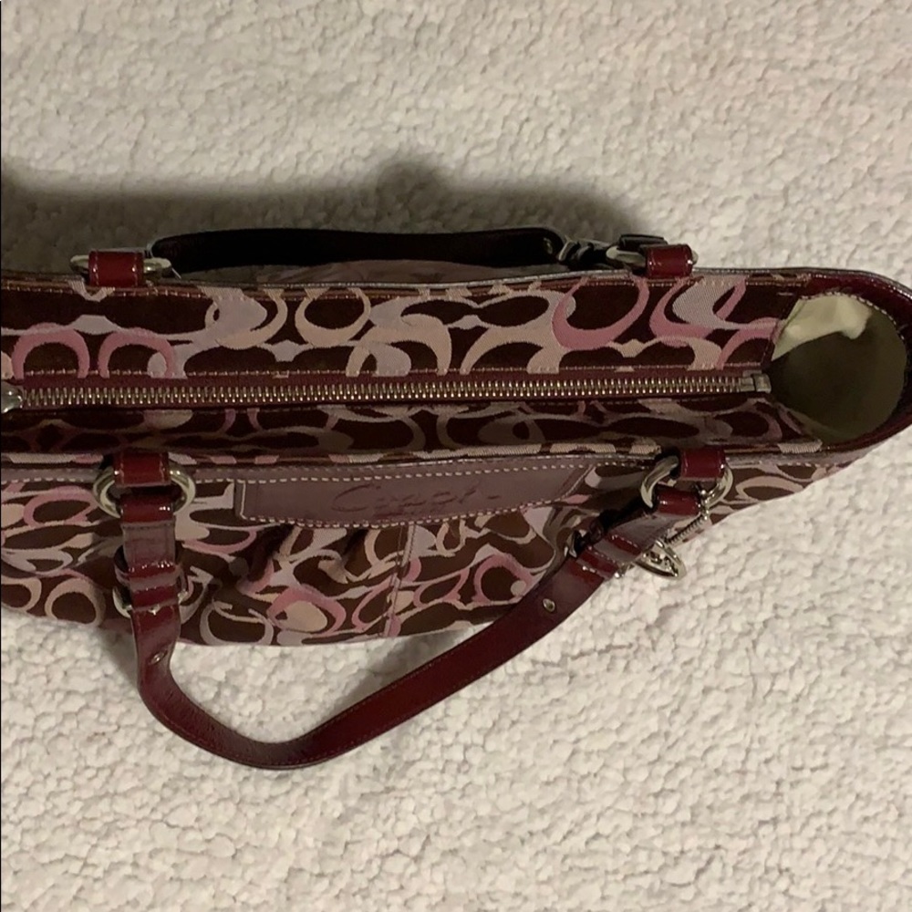 Handbag - Picture 4 of 4